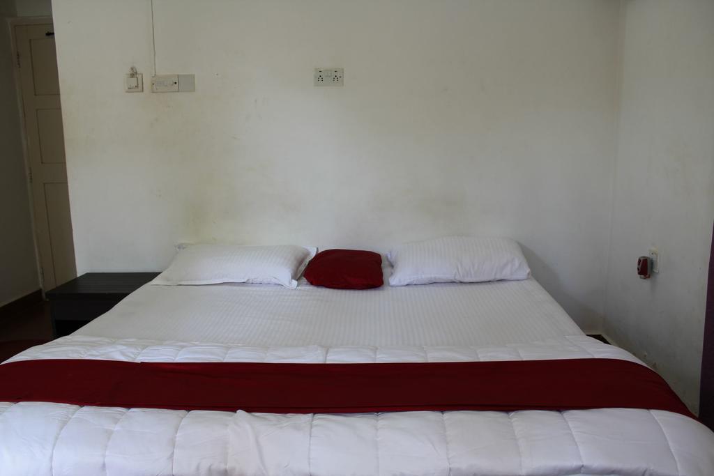 Sugar Plum Macedo Palms Bed & Breakfast บากา ห้อง รูปภาพ