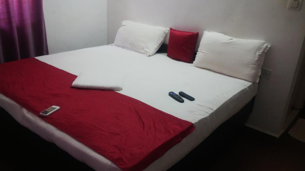 Sugar Plum Macedo Palms Bed & Breakfast บากา ภายนอก รูปภาพ